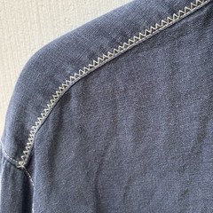A ROAD LESS TRAVELED—100% Linen Long-Sleeve—Men’s L—17 x 35—Blue with White Trim