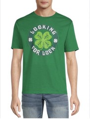 Mens Green Looking For Luck Four Leaf Clover St. Patrick’s Day T-Shirt Large