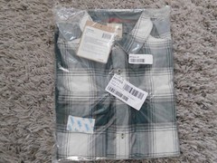 SIMMS Guide Flannel MEDIUM Forest/White Dimensional Buffalo $ 149.98