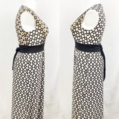 Rabbit Rabbit Rabbit Geometric Jersey V-neck Maxi 12