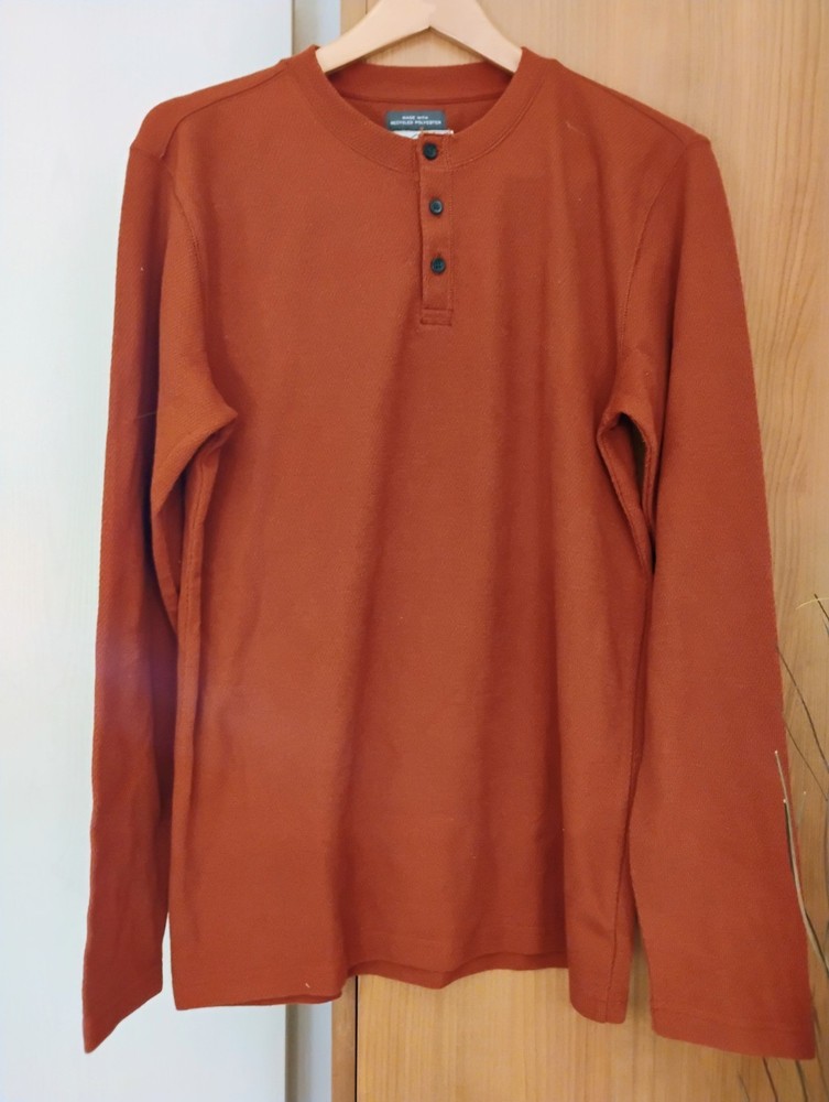 St. John’s Bay Men’s Orange Solid Henley Long Sleeve T-Shirt Recycled Poly L