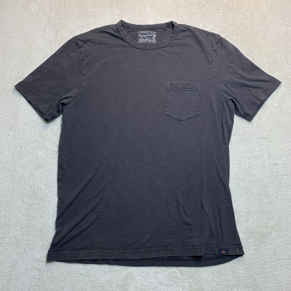 Faherty Sunwashed Shirt Mens Medium Gray Organic Cotton Pocket Tee Casual