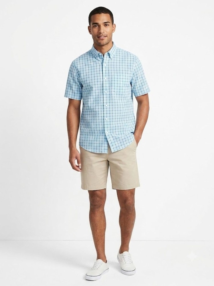 Lands’ End Men’s Plaid Button-Down Shirt – Size Large (Traditional Fit)