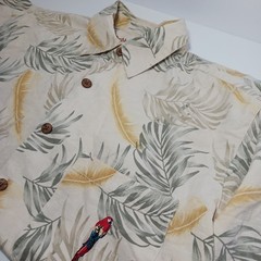 Caribbean Silk Blend Short Sleeve Button Up Tropical Parrot Shirt Mens Sz M