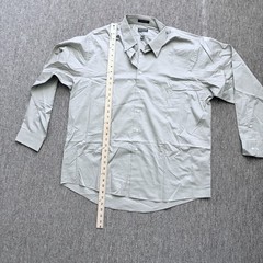 EUC Arrow Regular Men Button Down Shirt Dress Shirt 17 – 17 ½ Neck 34/35 Sleeve