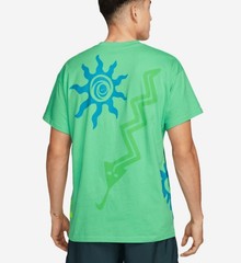 NWT $35 Nike Men’s SzXL Sportswear Short sleeves T-shirt Gold Yellow