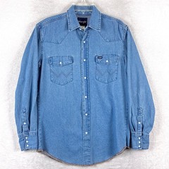 VTG Wrangler Denim Shirt Mens M Blue Chambray Western Pearl Snap Cowboy Workwear