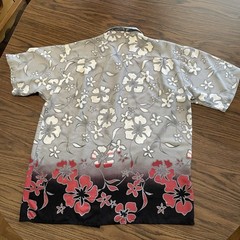 Pineapple Connection Men’s Button Down Hawaiian Shirt Size Medium Gray Black Red