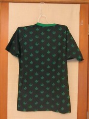 Keep One Rolled Marijuana Leaf Allover Print Casual Gear Jamican Tee Size Small