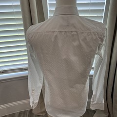 BOSS HUGO BOSS CURRENT MODEL MENS WHITE BUTTON DRESS SHIRT SMALL 15S/38 TURKEY