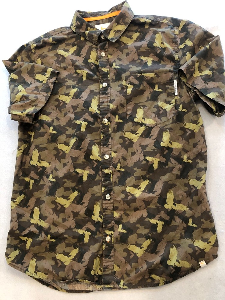 Field & Stream Button Down Shirt Men’s Medium Bird Camouflage Hunting Casual