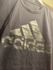 Adidas – Lightweight Logo Tee – Black/Dark Green – Men’s Medium 📸👀