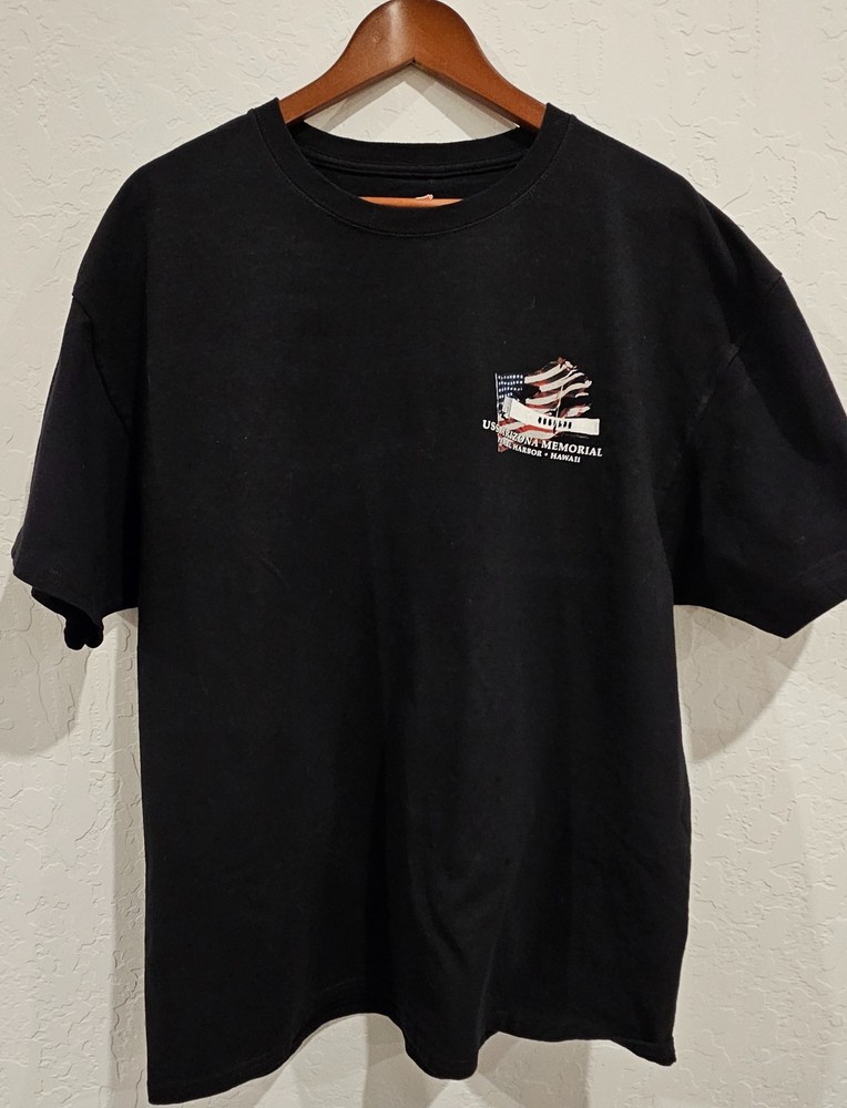 Hanes XL USS Arizona Pearl Harbor T-shirt Men