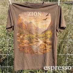 Retro Zion Canyon Wildlife Graphic Comfort Tee