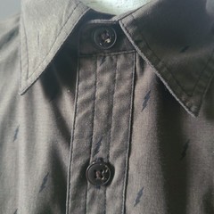 Men’s Howler Bros. button front S/S shirt – L – Lighting bolts