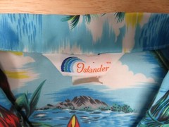 ISLANDER Short Sleeve Button Front L Shirt Poly Rayon Island Hawaiian