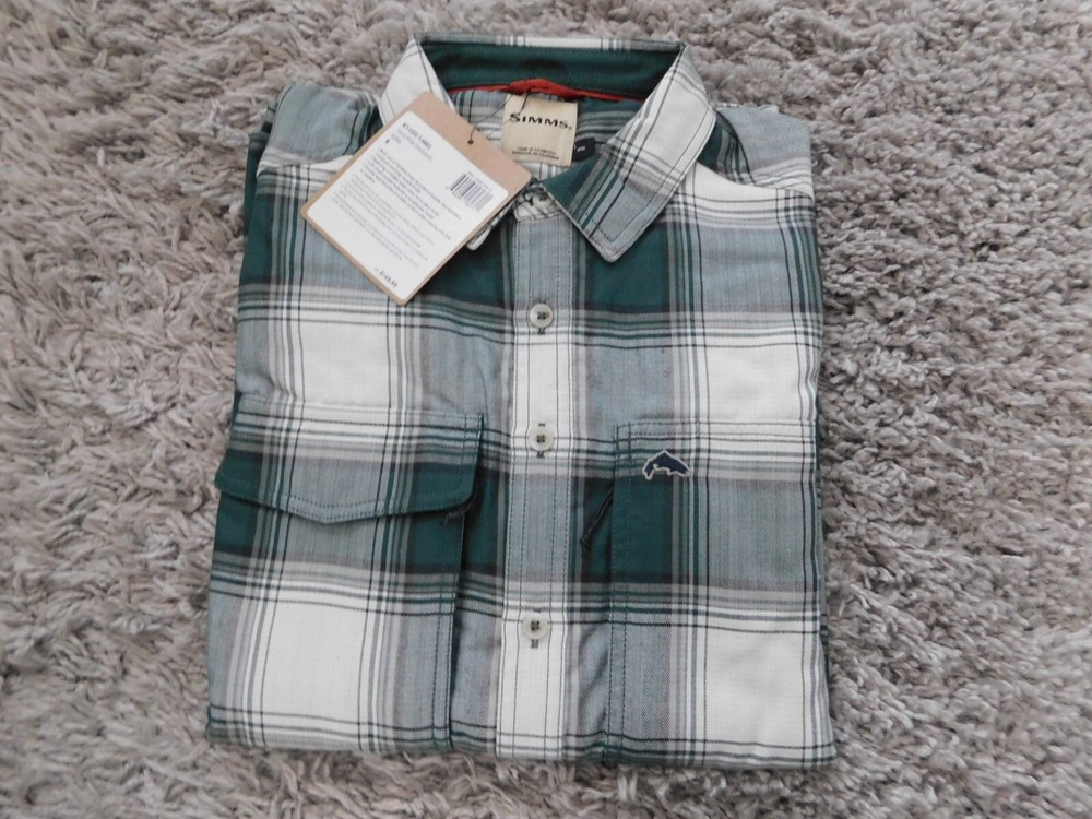 SIMMS Guide Flannel MEDIUM Forest/White Dimensional Buffalo $ 149.98