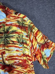 Pineapple Connection Mens Hawaiian Aloha Shirt Large Sunset Surf Palm Island