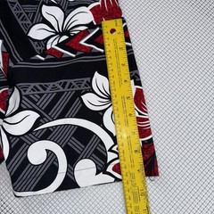 Kau Kauwa Men’s Sz Lg Hawaiian Style Shirt Red & Black Floral, 100% Cotton, GUC