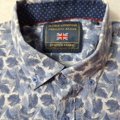 GUIDE LONDON Stretch Fabric Button-Down Shirt Mens Sz L Blue White Feather AOP