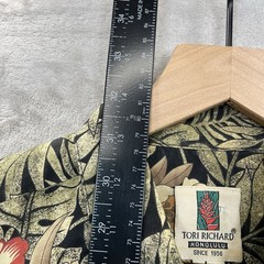 Tori Richards Honolulu Button Down Large Floral Hawaiin Cotton Lawn USA Vintage