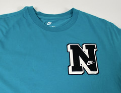 Nike Men’s Crew Neck Short Sleeve Logo Graphic T-Shirt Blue M