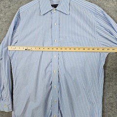 Robert Talbott Men’s Blue & White Striped Size M 15 1/2 – 33 Dress Shirt SPOT