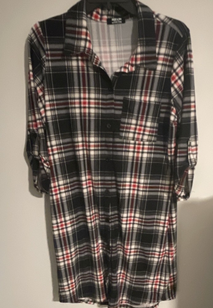 Jolie & Joy Plaid Button-Up Collared Long Sleeve Shirt Black Red Gray XL