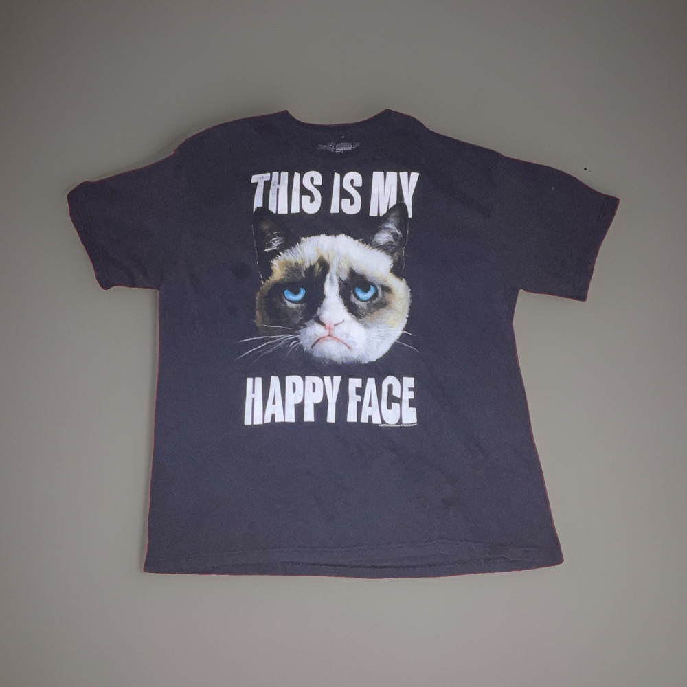 Official Grumpy Cat Graphic Tee- Size XL Minimal Wear