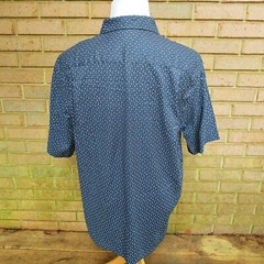 Roundtree & Yorke Button Down Shirt Mens Sz L Dark Blue White Print
