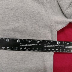 Lot Of 4 Gildan/Hanes/Fruit Of The Loom Tshirts Men’s Size XL Gray/Red/Blue/Purp