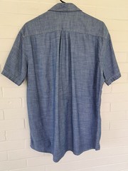 Amazon Essentials Men’s Chambray Button Up Short Sleeve Shirt Large Blue Regular