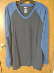 Hethcode New Men’s Blue Athletic Long Sleeve Shirt V Neck Size XL Slim Fit