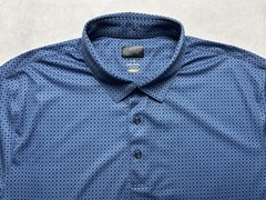 Greg Norman Men’s Blue Diamond Pattern Play Dry Short Sleeve Polo Golf Shirt – L