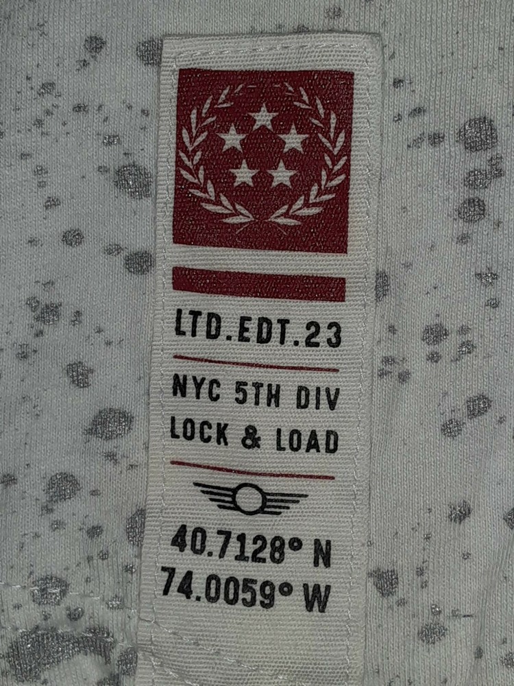 Knicker Bocker (RARE)NYC 5TH DIV. LOCK & LOAD! Shirt Size M-see measurements