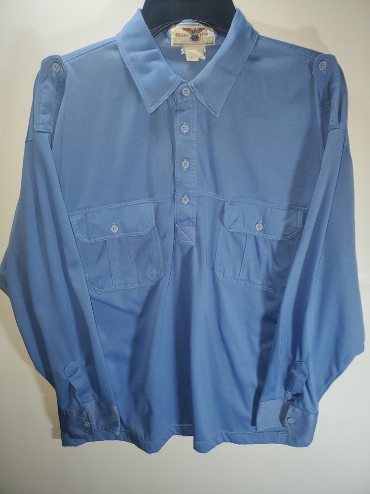 Vintage – Pierre Leon Light Blue Button Up Casual