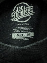 The Strokes 2022 North America Tour Medium Black Tee Shirt 20.5″ W X 28″ L