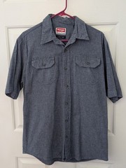 Wrangler Premium Quality Comfort Flex Mens Shirt Short Sleeve Button Down Medium