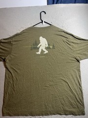 Simms T Shirt Mens 3XL Green Fishing Products Graphic Tee Fish It Well Bigfoot