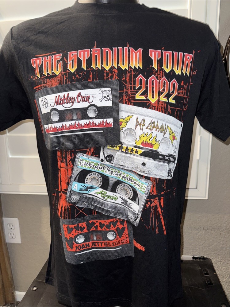 Official Motley Crue-Def Leppard Stadium Tour 2022 TShirt 2XL – Black New!