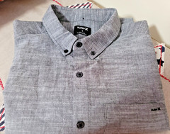 NWT SMALL Hurley Icon Stretch SS Button down Shirt Men’s Casual Black