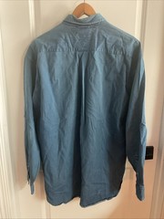Tommy Hilfiger – Button Down Long Sleeve Shirt – Blue Denim – Men’s Size Large