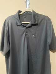 Nike Golf Men’s L Gray Solid Short Sleeve Button Polo Embroidered Sheep Logo
