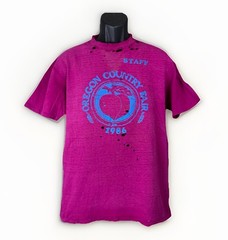 Oregon Country Fair 1986 Rare Thrashed OCF Staff Shirt Magenta Single Stitch L