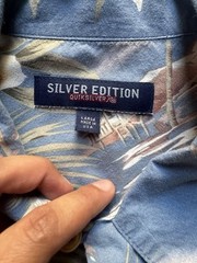 Quick Silver Edition Hawaiiann Pattern Blue Shirt Size Large