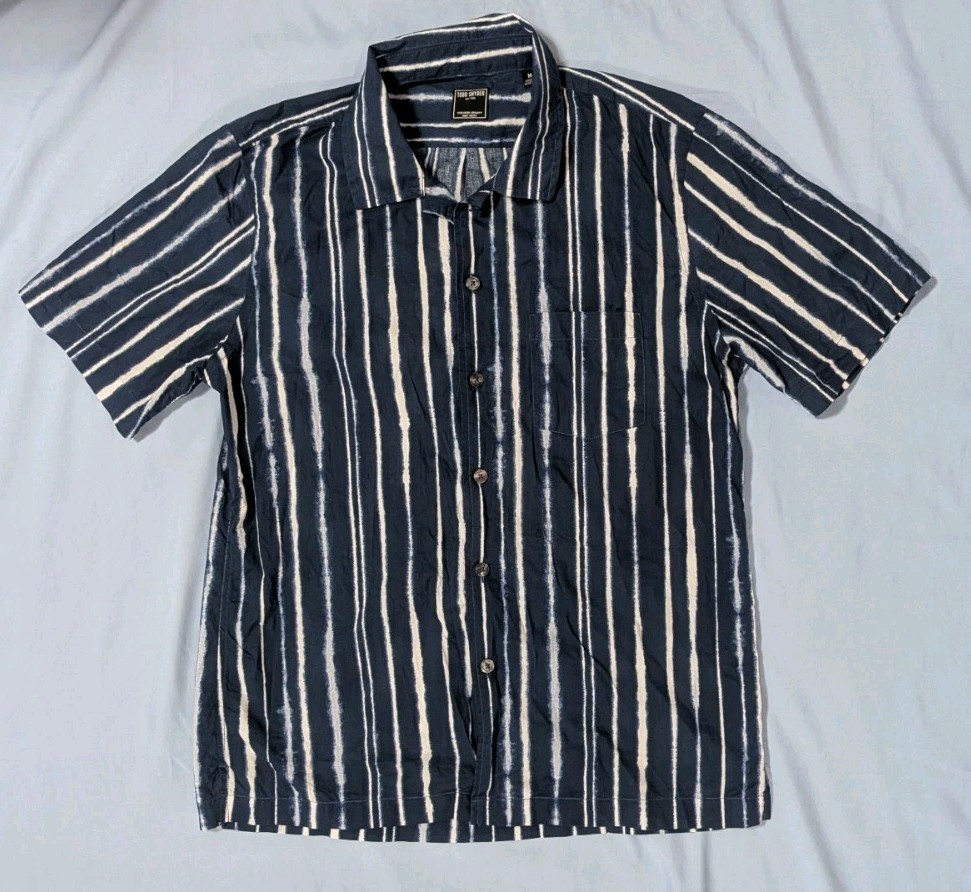 Todd Snyder Men’s Medium Indigo Blue Tie Dye Vertical Stripe Short Sleeve Button