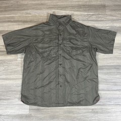 Merrell Mens 2XL Gray Performance Button Down Short Sleeve With Red Accents