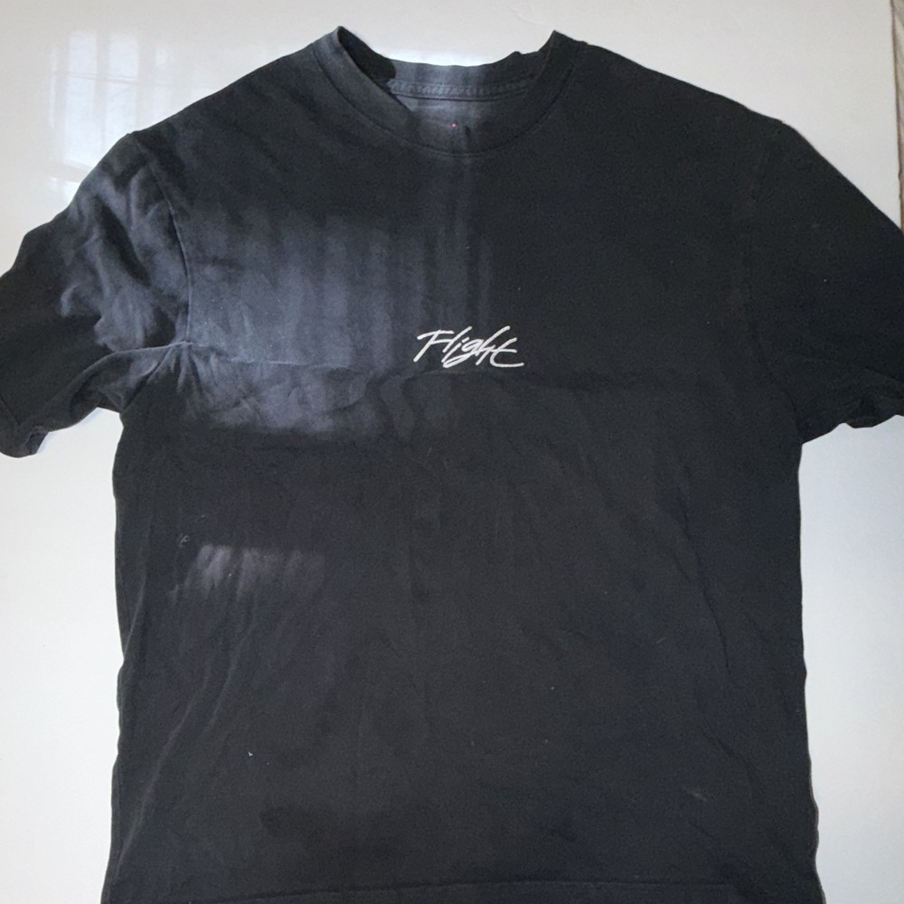 JORDAN MEN FLIGHT ESSENTIALS TEE (BLACK / SAIL) Size L, Relaxed Fit.