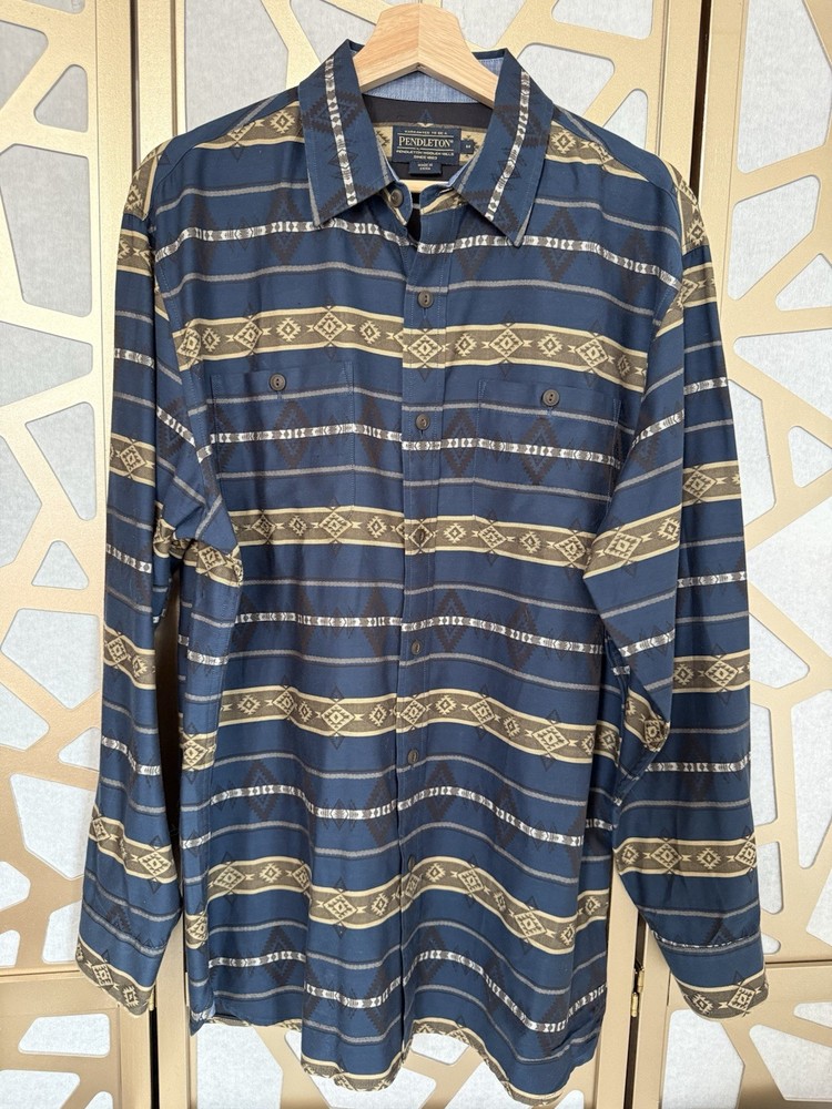 Pendleton Woolen Mills Button Up Shirt Aztec Southwest 100% Cotton Men’s Size M