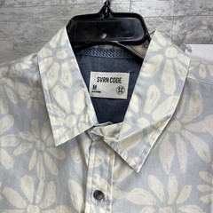 Man’s Shirt Size Medium New SVRN Code SC Logo Flower Skate Short Sleeve Button